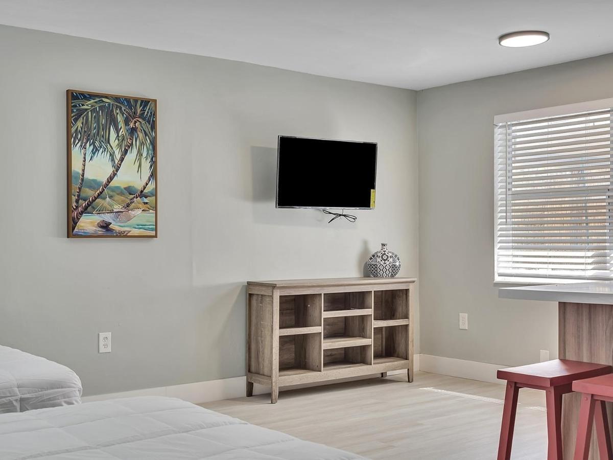 The Shell On Walnut Studio With Bath Hollywood Beach Free Parking Dania Beach Eksteriør bilde